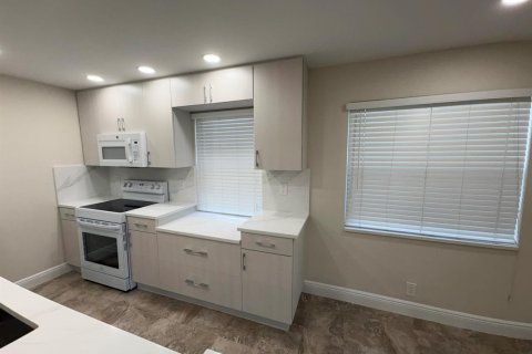 Copropriété à vendre à Delray Beach, Floride: 2 chambres, 84.26 m2 № 2261570 - photo 4