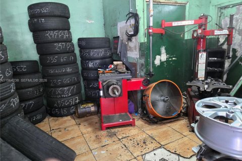 Immobilier commercial à vendre à Sweetwater, Floride № 2026746 - photo 5