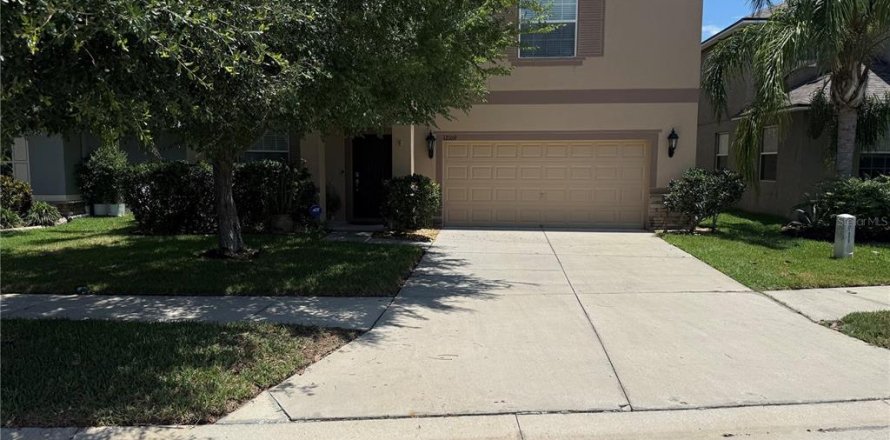 Villa ou maison à Riverview, Floride 6 chambres, 388.05 m2 № 2147755