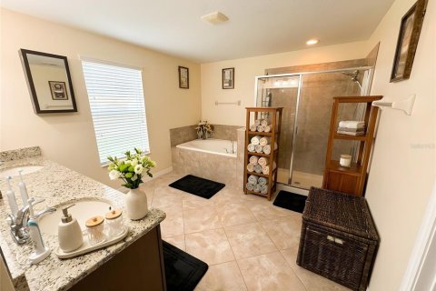Villa ou maison à vendre à Riverview, Floride: 6 chambres, 388.05 m2 № 2147755 - photo 28