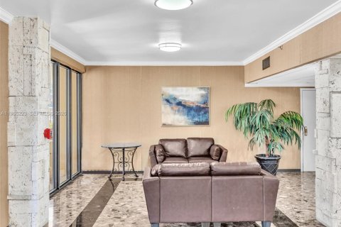 Copropriété à vendre à North Miami, Floride: 1 chambre, 72.65 m2 № 2027976 - photo 29
