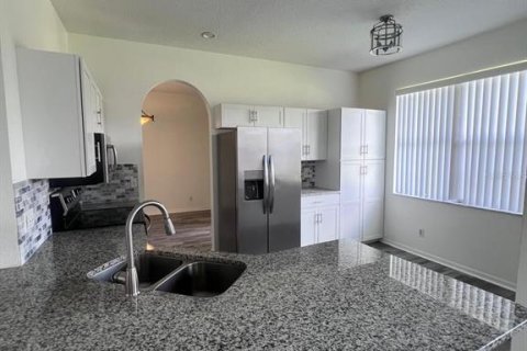 House in Ocoee, Florida 4 bedrooms, 192.77 sq.m. № 1883940 - photo 10