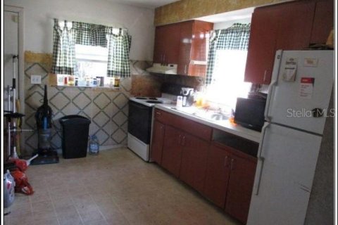 House in Tampa, Florida 2 bedrooms, 79.52 sq.m. № 1894130 - photo 8