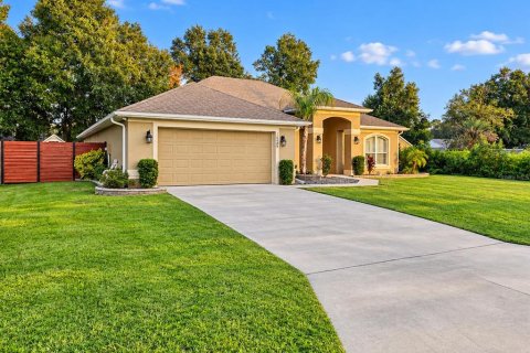Casa en Summerfield, Florida 4 dormitorios, 217.3 m2 № 2370869