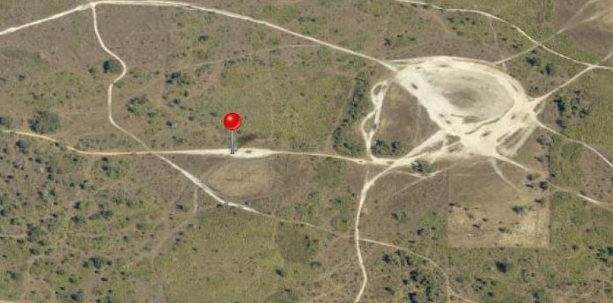 Commercial property in Okeechobee, Florida № 2184714