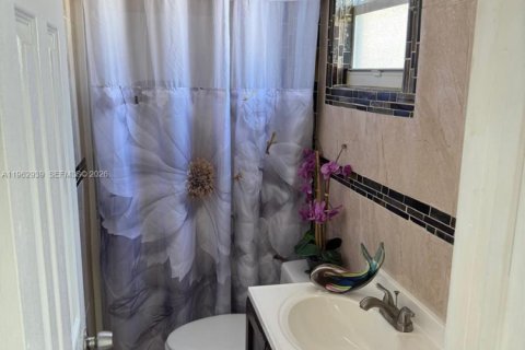 Casa en venta en Miami, Florida, 3 dormitorios, 115.57 m2 № 2024186 - foto 6