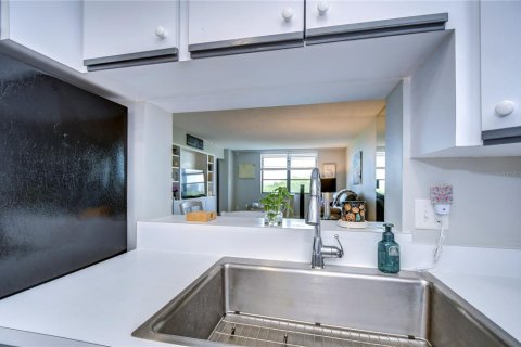 Купить кондоминиум в Клируотер, Флорида 3 комнаты, 75.25м2, № 2205753 - фото 17