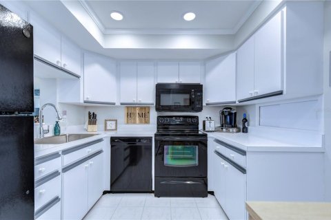 Купить кондоминиум в Клируотер, Флорида 3 комнаты, 75.25м2, № 2205753 - фото 13