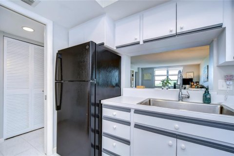 Купить кондоминиум в Клируотер, Флорида 3 комнаты, 75.25м2, № 2205753 - фото 16