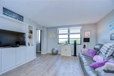 Купить кондоминиум в Клируотер, Флорида 3 комнаты, 75.25м2, № 2205753 - фото 24