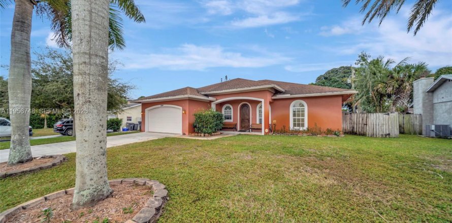 Villa ou maison à Boynton Beach, Floride 3 chambres, 207.45 m2 № 2024746