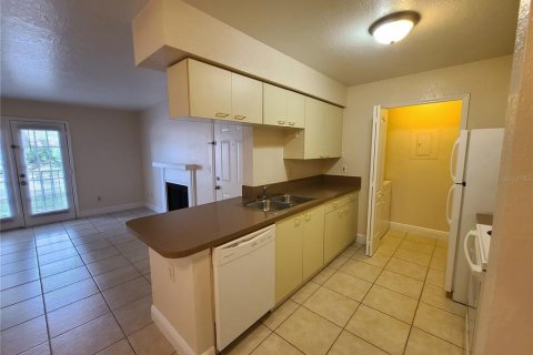 Condo in Orlando, Florida, 1 bedroom  № 2370832 - photo 7