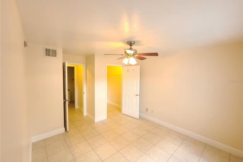 Condo in Orlando, Florida, 1 bedroom  № 2370832 - photo 11