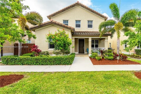 Casa en Homestead, Florida 4 dormitorios, 237.46 m2 № 2022675