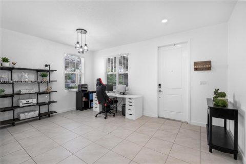 Casa en venta en Homestead, Florida, 4 dormitorios, 237.46 m2 № 2022675 - foto 18