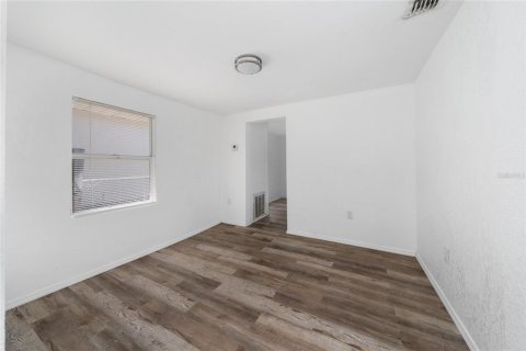 Villa ou maison à vendre à Haines City, Floride: 3 chambres, 117.24 m2 № 1663039 - photo 18