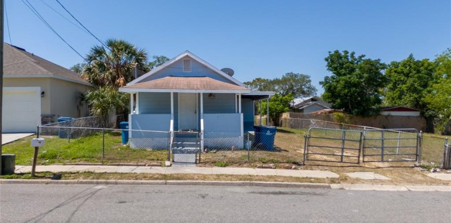 Villa ou maison à Haines City, Floride 3 chambres, 117.24 m2 № 1663039