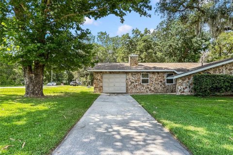Casa en Inverness, Florida 3 dormitorios, 130.71 m2 № 2155940