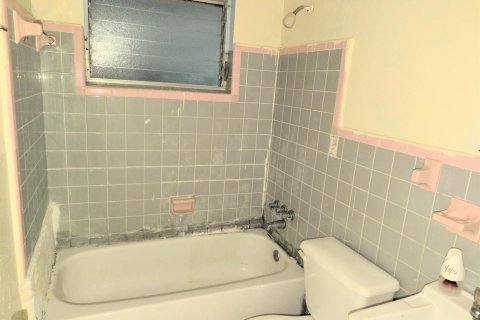 Villa ou maison à vendre à St. Lucie, Floride: 2 chambres, 84.91 m2 № 2245567 - photo 6