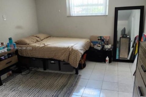 Casa en venta en Miami Gardens, Florida, 3 dormitorios, 99.87 m2 № 2063180 - foto 18