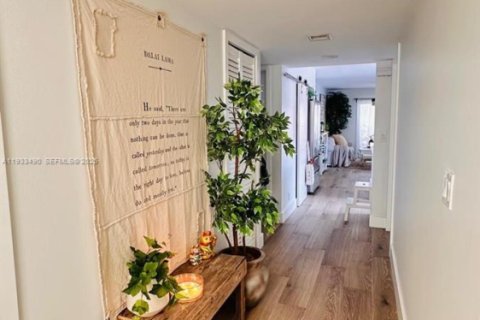 Condominio en Weston, Florida, 3 dormitorios  № 2037631