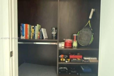 Copropriété à vendre à Miami, Floride: 2 chambres, 144.83 m2 № 1976881 - photo 26