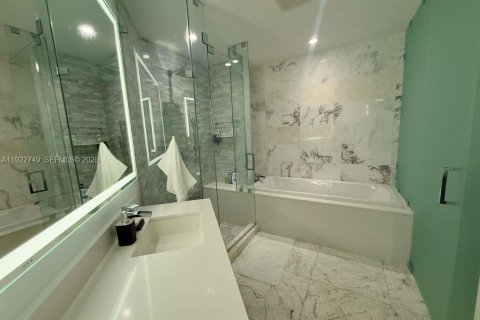 Copropriété à vendre à Miami, Floride: 2 chambres, 144.83 m2 № 1976881 - photo 21