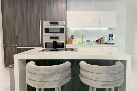 Copropriété à vendre à Miami, Floride: 2 chambres, 144.83 m2 № 1976881 - photo 8