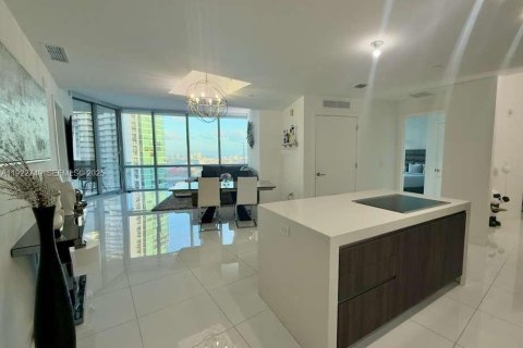 Copropriété à vendre à Miami, Floride: 2 chambres, 144.83 m2 № 1976881 - photo 5