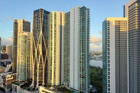 Copropriété à vendre à Miami, Floride: 2 chambres, 144.83 m2 № 1976881 - photo 28