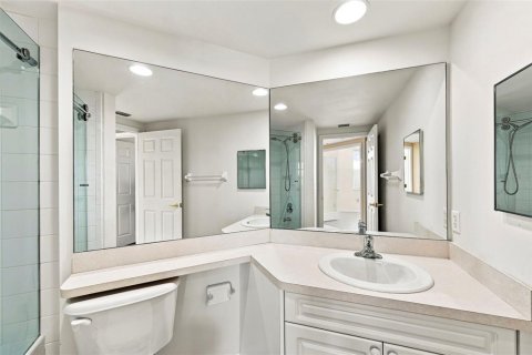 Copropriété à vendre à Largo, Floride: 3 chambres, 170.57 m2 № 2344756 - photo 12