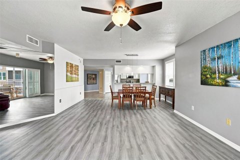 Copropriété à vendre à Largo, Floride: 3 chambres, 170.57 m2 № 2344756 - photo 18