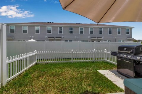 Townhouse in Bradenton, Florida 3 bedrooms, 132.94 sq.m. № 1797879 - photo 13