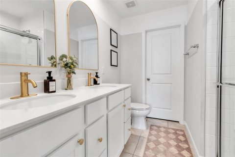 Townhouse in Bradenton, Florida 3 bedrooms, 132.94 sq.m. № 1797879 - photo 7