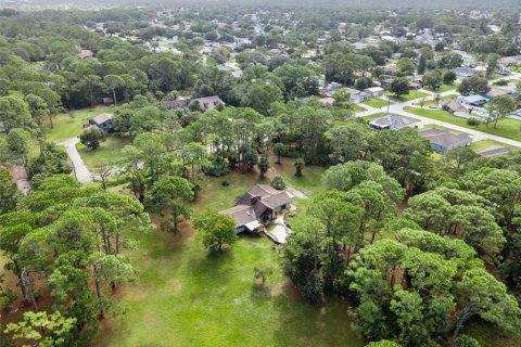 Villa ou maison à vendre à Palm Bay, Floride: 3 chambres, 178.93 m2 № 2425961 - photo 27