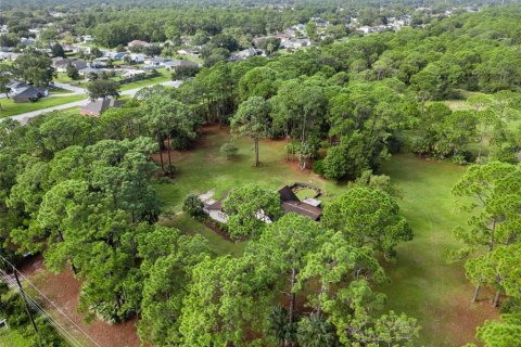 Villa ou maison à vendre à Palm Bay, Floride: 3 chambres, 178.93 m2 № 2425961 - photo 25