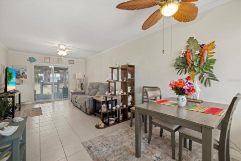 Condominio en venta en Bradenton, Florida, 2 dormitorios, 84.54 m2 № 1590079 - foto 3