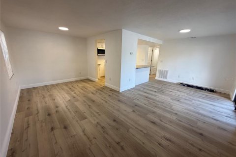 Copropriété à louer à Oldsmar, Floride: 3 chambres, 92.9 m2 № 2098000 - photo 2