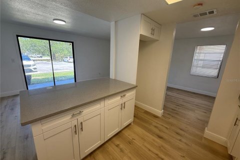 Copropriété à louer à Oldsmar, Floride: 3 chambres, 92.9 m2 № 2098000 - photo 9