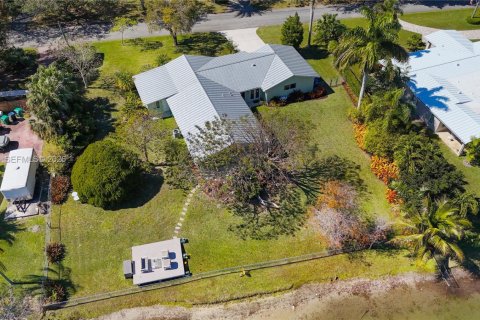 Casa en venta en Pinecrest, Florida, 2 dormitorios, 180.42 m2 № 2024087 - foto 29