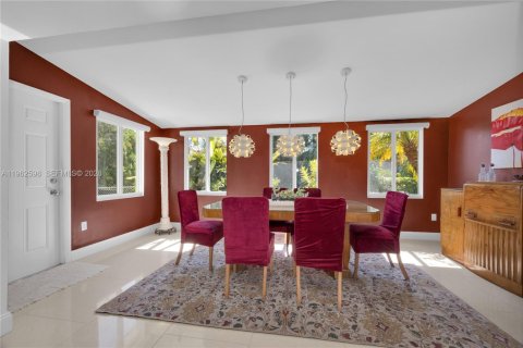 Casa en venta en Pinecrest, Florida, 2 dormitorios, 180.42 m2 № 2024087 - foto 8