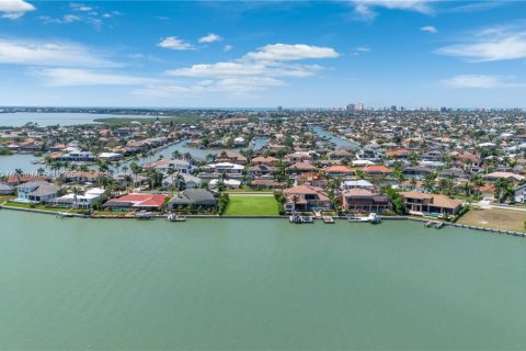 Land in Marco Island, Florida № 1860950 - photo 10