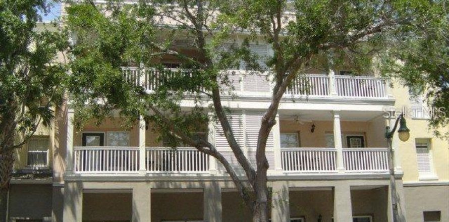 House in Celebration, Florida 1 bedroom, 79.34 sq.m. № 1824605