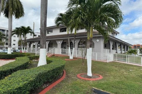 Condo in Miami, Florida, 2 bedrooms  № 2076376