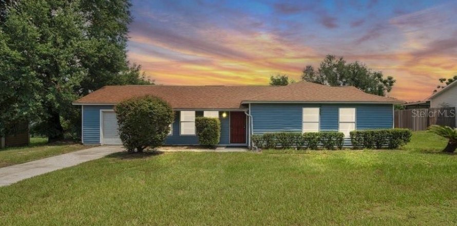 Casa en Orlando, Florida 3 dormitorios, 118.82 m2 № 1914273