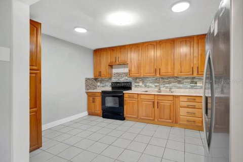 Casa en venta en Orlando, Florida, 3 dormitorios, 118.82 m2 № 1914273 - foto 7