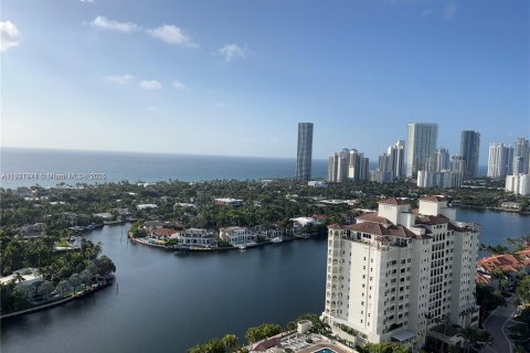 Купить кондоминиум в Авентура, Флорида 3 спальни, 212.75м2, № 1975875 - фото 1