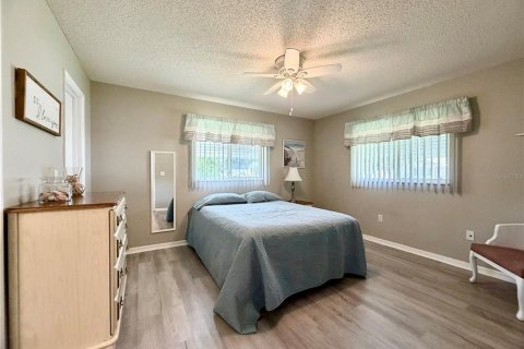 Villa ou maison à vendre à Summerfield, Floride: 2 chambres, 91.97 m2 № 2150046 - photo 9