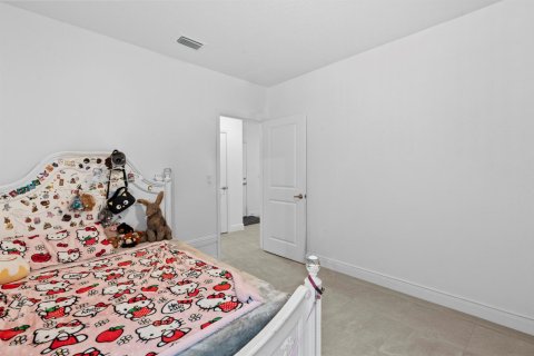 House in Port St. Lucie, Florida 4 bedrooms, 197.6 sq.m. № 2254324 - photo 28