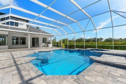 House in Bradenton, Florida 4 bedrooms, 329.43 sq.m. № 1771438 - photo 24